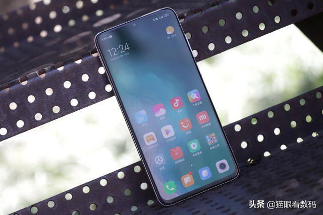 小米9pro值得买吗,小米9pro5g现在还值得买吗