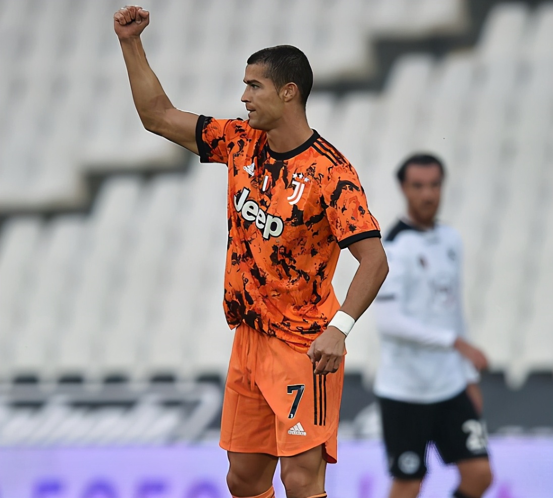 c罗登顶历史正赛射手王尤文国米,国米领跑意甲冠军争夺战