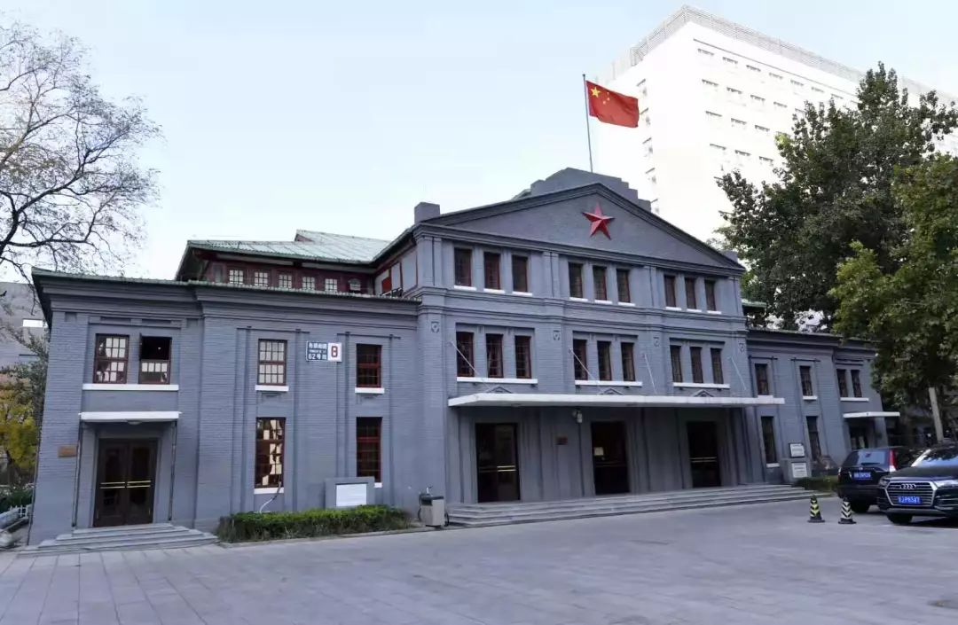 *安门天**向西2000米，有个地方叫国社