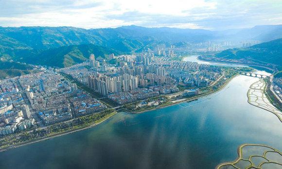 重庆生活压力大吗,重庆生活成本最低的县城