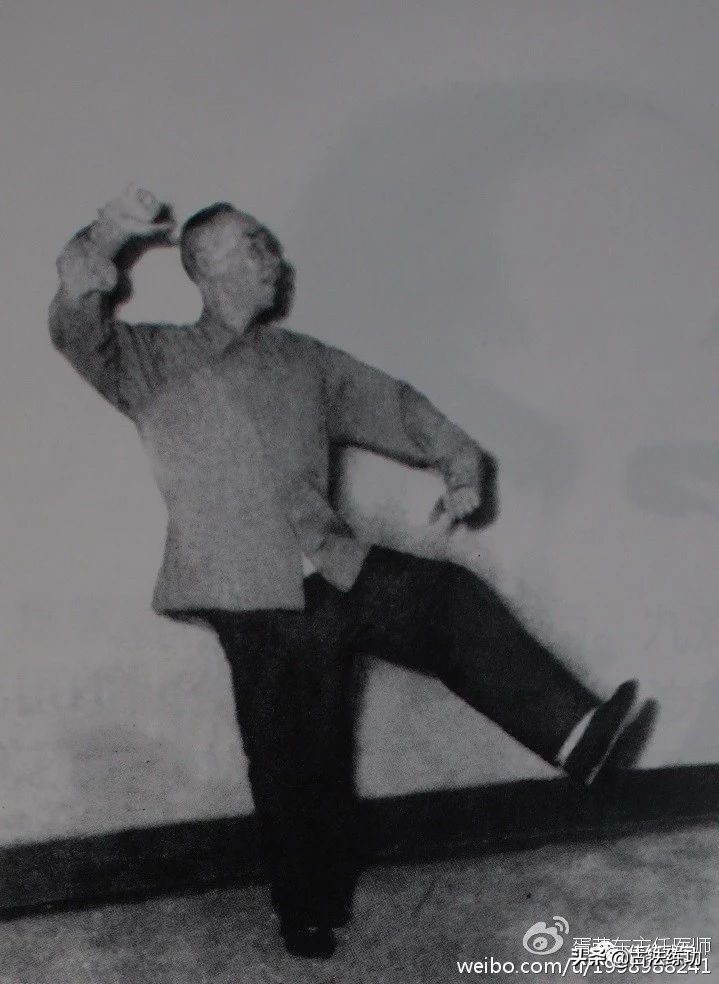 站桩要诀,站桩时身体要上下起伏吗