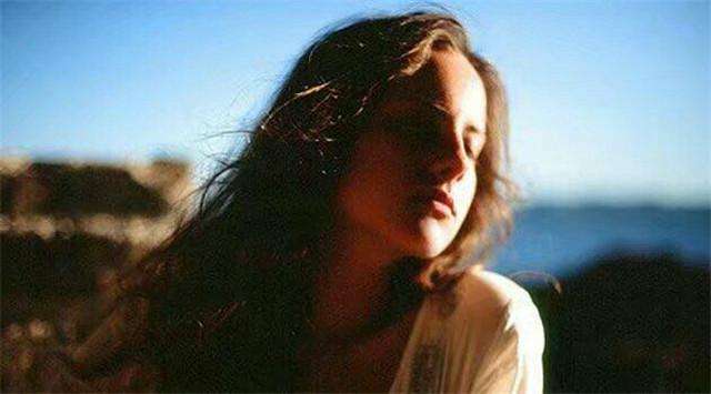 双鱼女难追吗,大龄相亲女特别难追