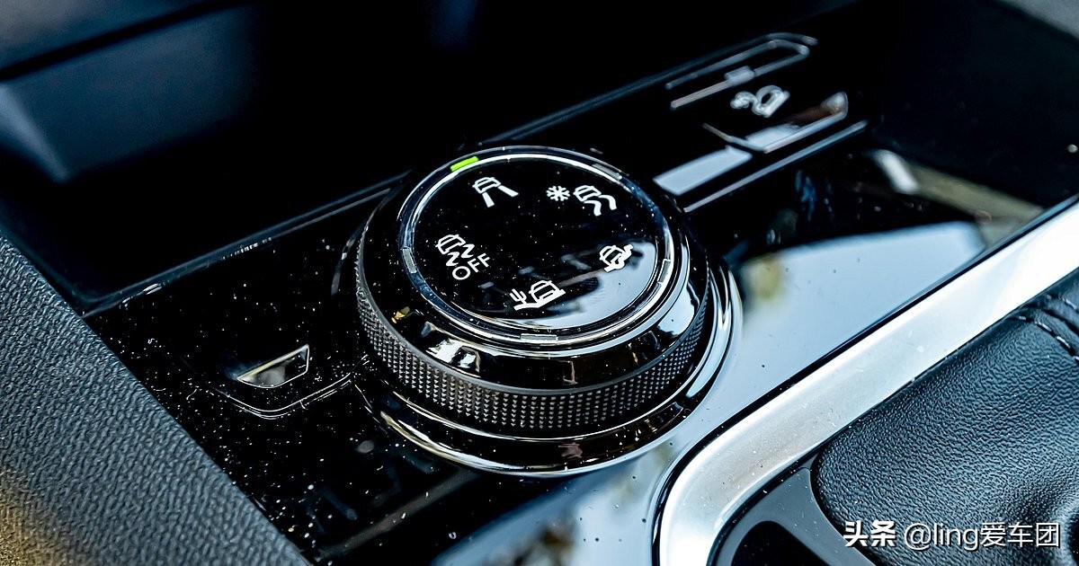 2013款标致30082.0自吸,新款3008欧版