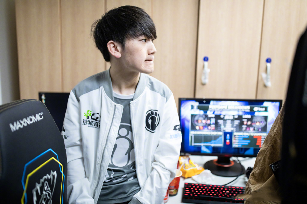 阿水辅助王校长名场面,阿水王校长全集