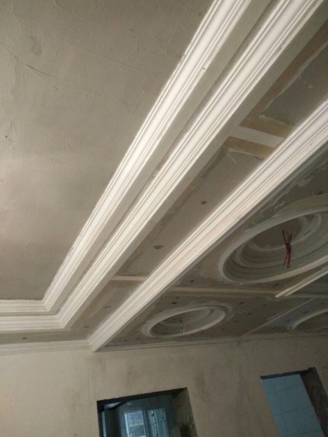 装修吊顶用线条,房间用石膏线条吊顶好看吗