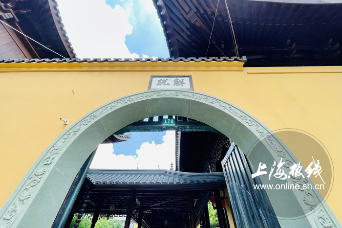 感受闹市中一处静谧之美,感受寺庙那份静谧和肃穆