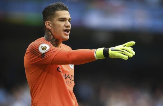 足球四个门将,足球四个守门员