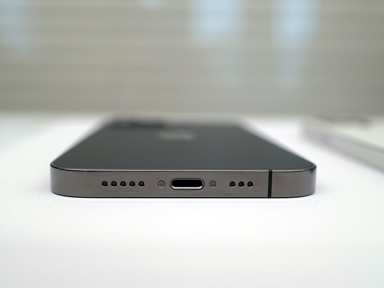 苹果iPhone12上手为了信号强度买就是了