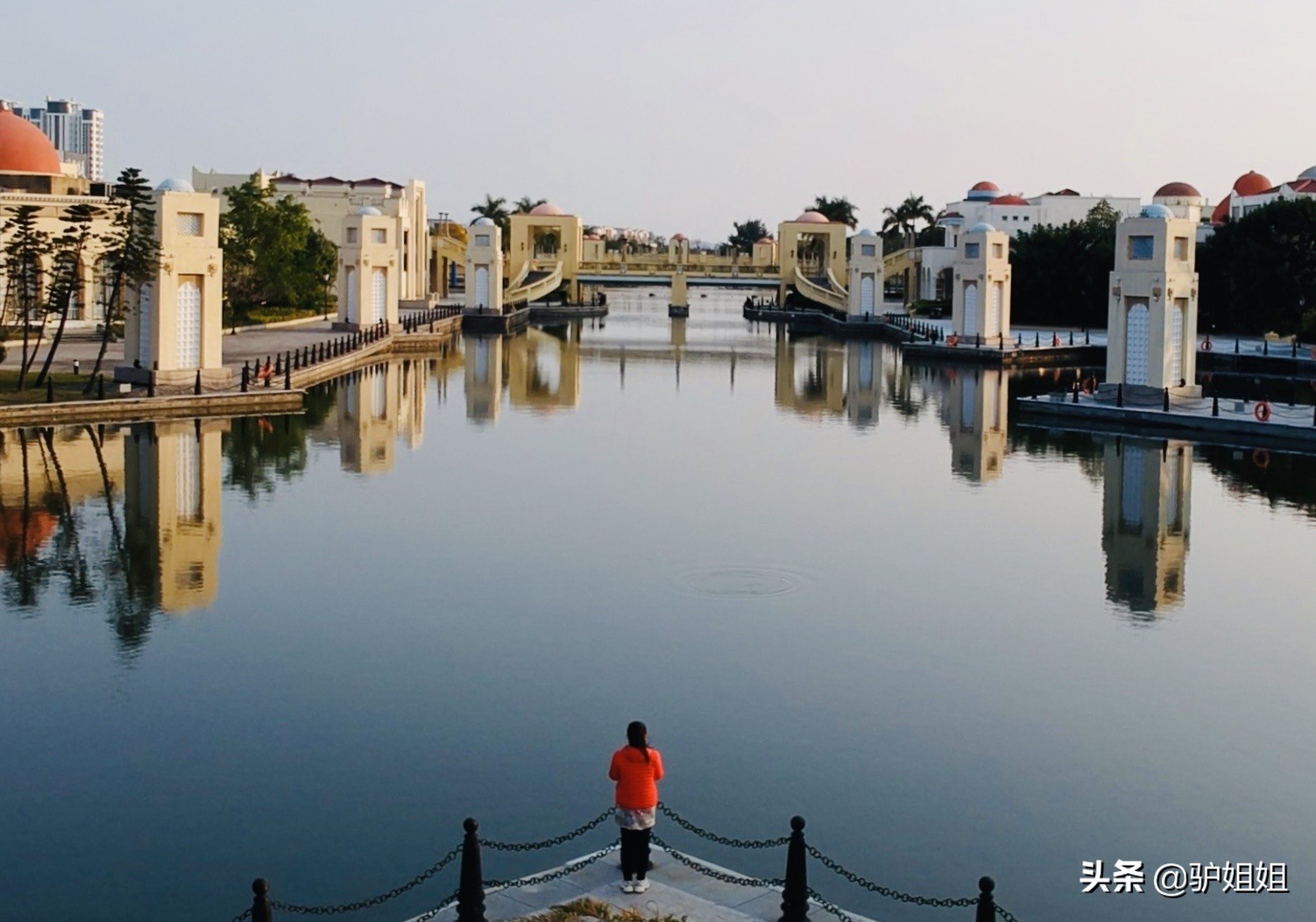 海泉湾，一对母女非常时期的避风港，泡温泉赏美景堪比世外桃源