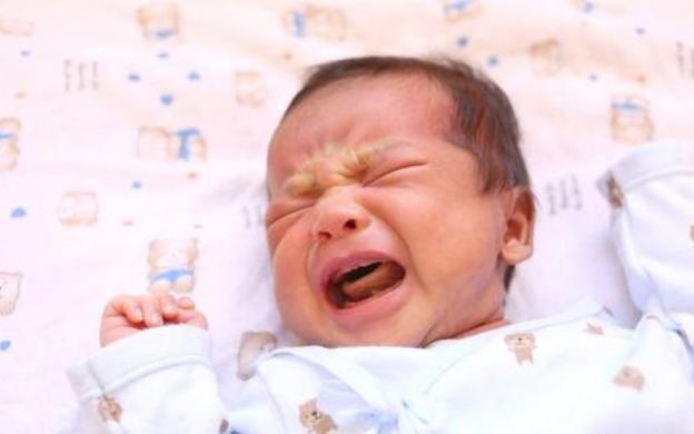 新生儿带娃的正确方式,常识让你用科学的方式轻松带娃