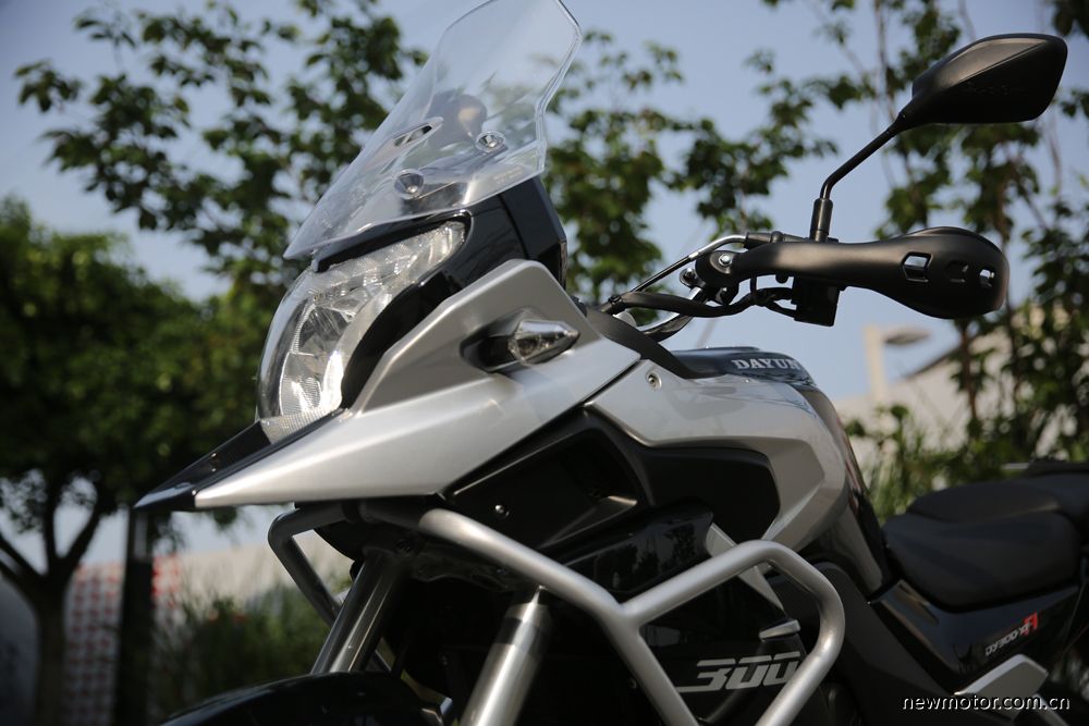 大运300拉力车发动机是不是本田的,大运300拉力车直播