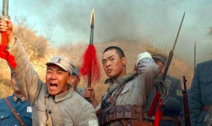 李云龙穿军服被国军发现,李云龙听说日军暴行极为愤怒