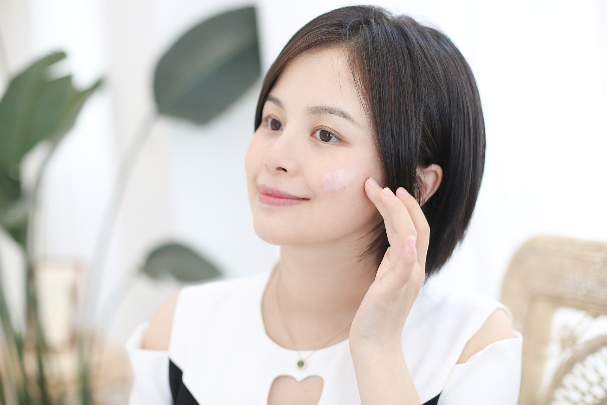 ahc抗老补水,ahc洛神花抗氧化精华露