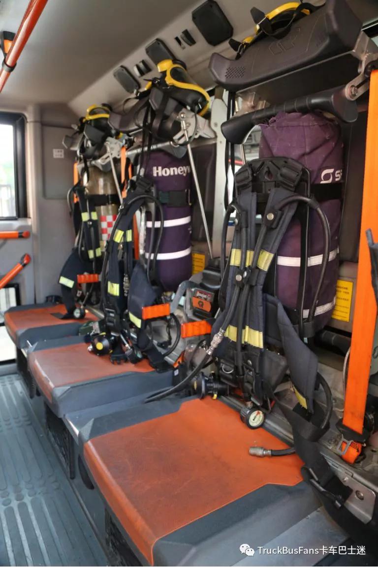 北京特色！奔驰Atego底盘的卢森宝亚AT3城市主战