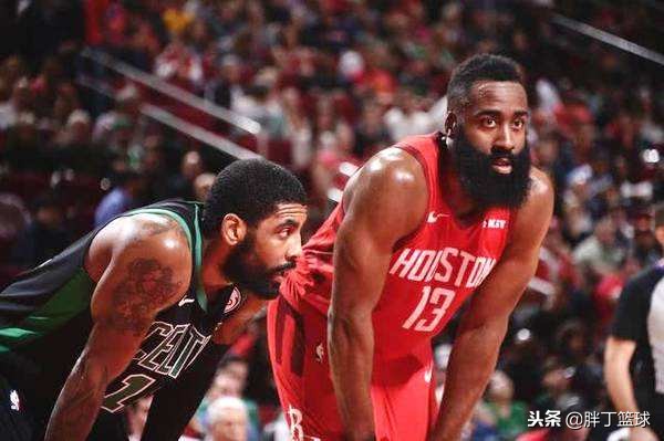 关键三分封盖巅峰哈登逆转火箭,哈登3分线犯规