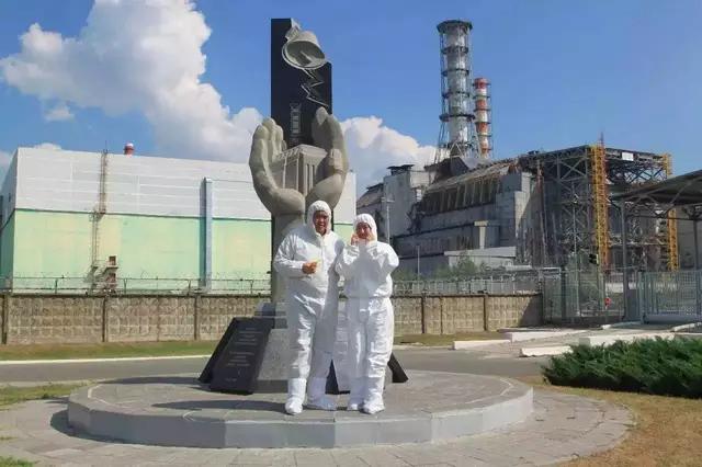 夫妻俩把北京房子卖掉全国旅行,北京夫妻卖了800万房子去了澳洲