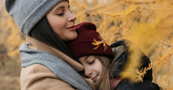 青春期孩子“刺猬式反应”，父母该如何软化孩子的刺，走进内心？