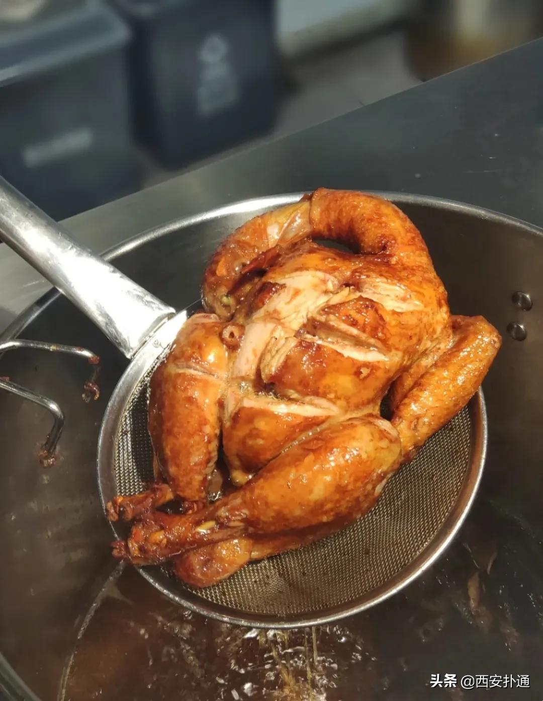 先卤后炸的火锅鸡,先卤后炸全鸡图片