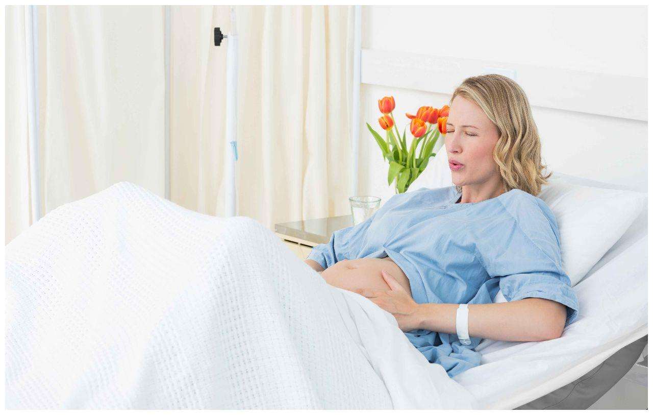 人流手术后子宫会脱垂吗,人流手术后肚子会疼吗