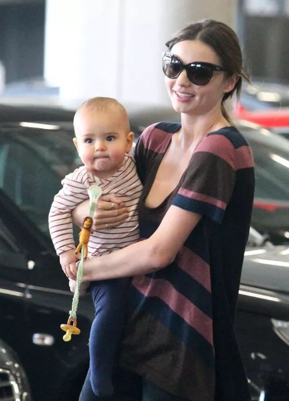 亲子装高级感一裙一衣,牛仔港风亲子装