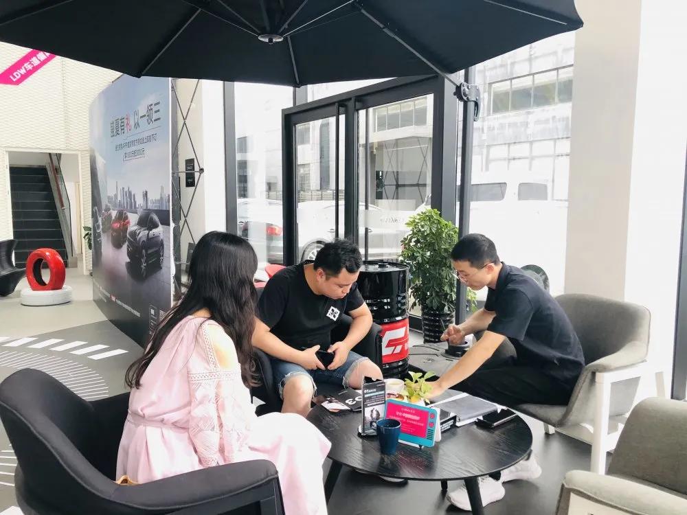 燃情high购年中狂欢 (年中狂欢燃情high购)