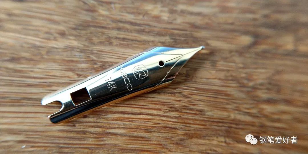 顶级钢笔品牌测评,金尖pelikan钢笔测评