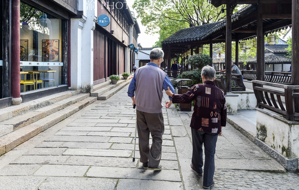嘉兴江南古镇旅游,江南古镇乌镇西塘