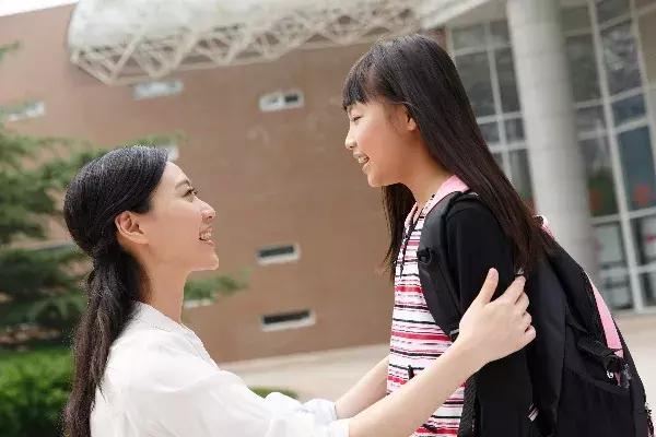 孩子特别难管教怎么办,如何处理孩子叛逆问题初中