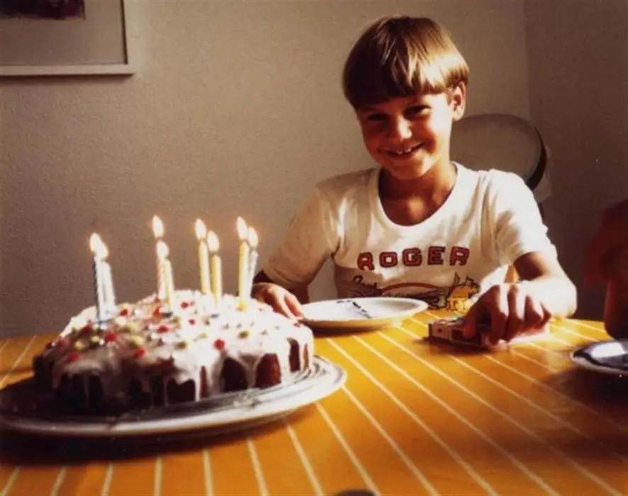 费德勒暖心时刻,费德勒1000胜庆祝