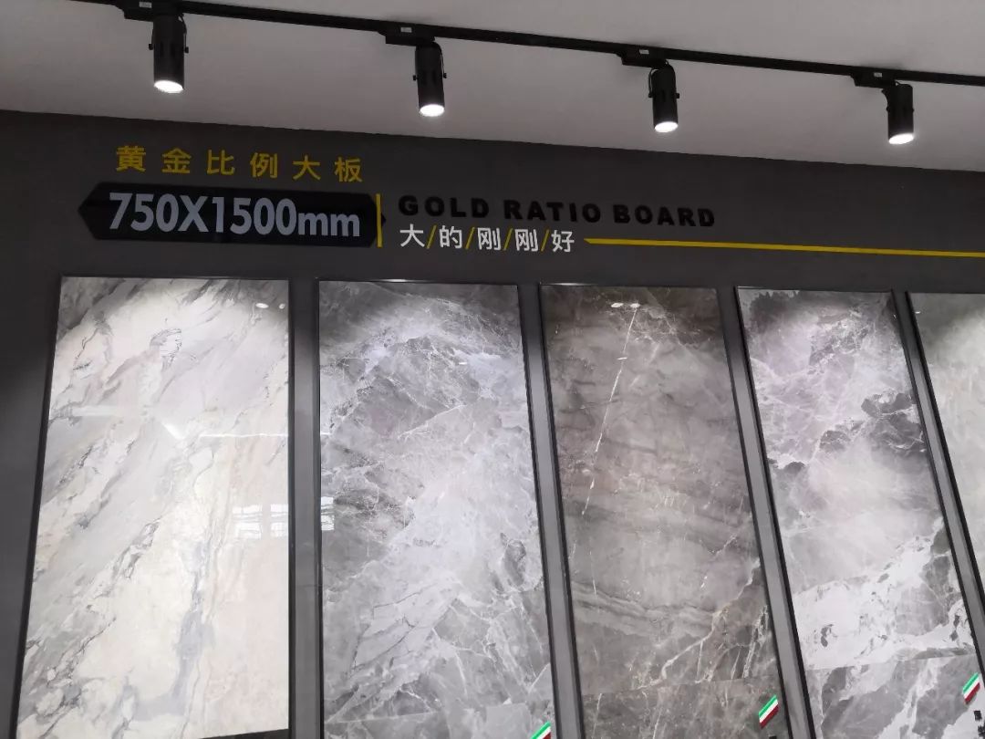 开宝马、吹萨克斯卖瓷砖!20位经销商谈如何扭转市场逆境