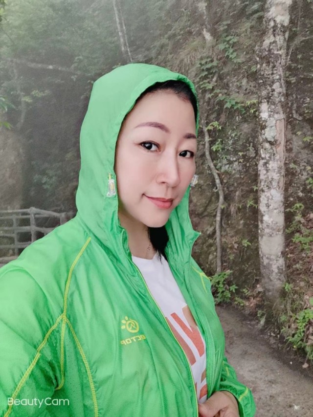 “创世纪情缘”吉安市负责人，方桔香女士，业界精英，行业翘楚！