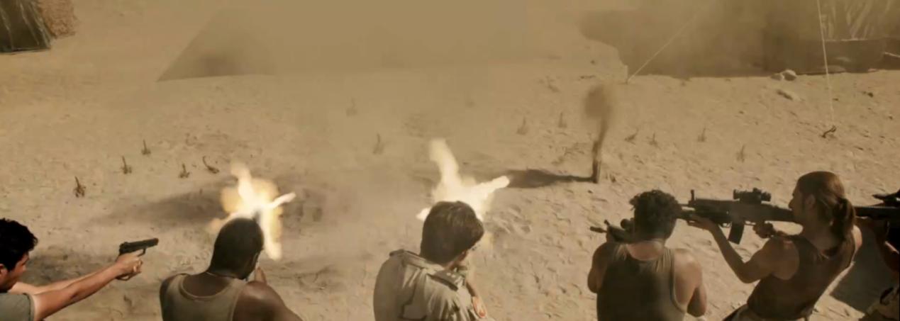 勇闯无人区拍摄“变异狂蝎”，导演亲身揭秘幕后“绝色秘闻”