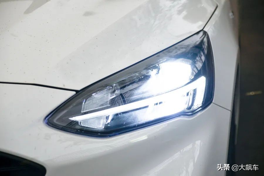 现在的福克斯是几缸,福克斯为什么变得不一样