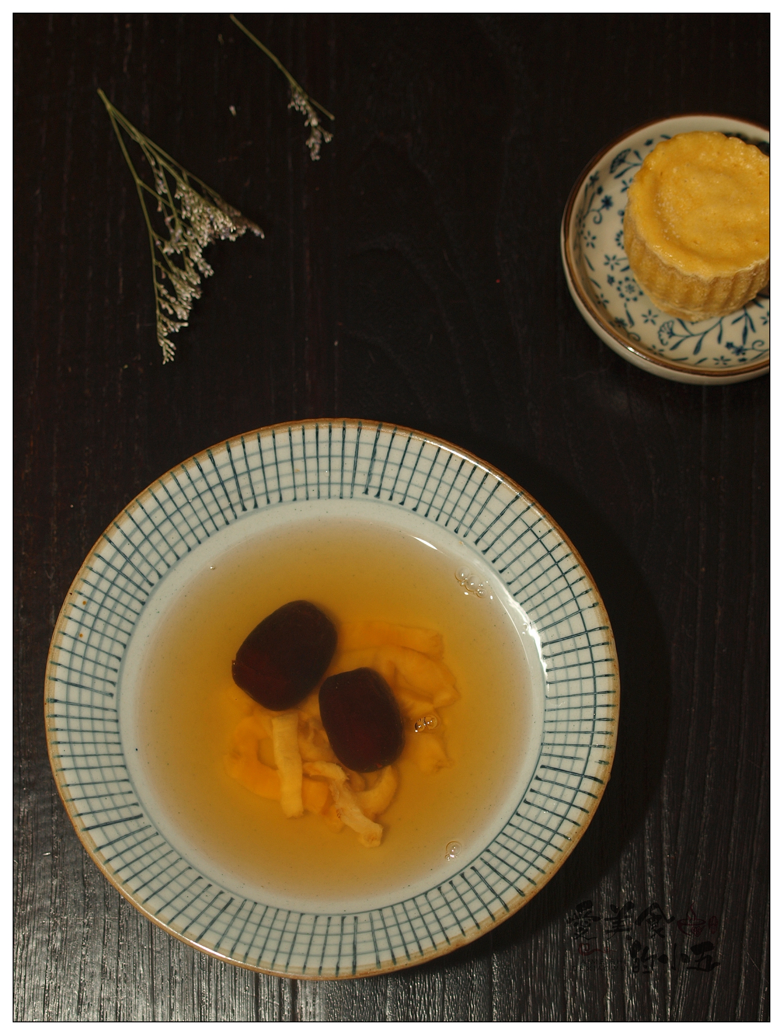 红枣炖花胶红糖,红枣炖花胶瘦肉汤