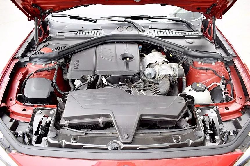 车手宝马,2015款宝马120i领先型