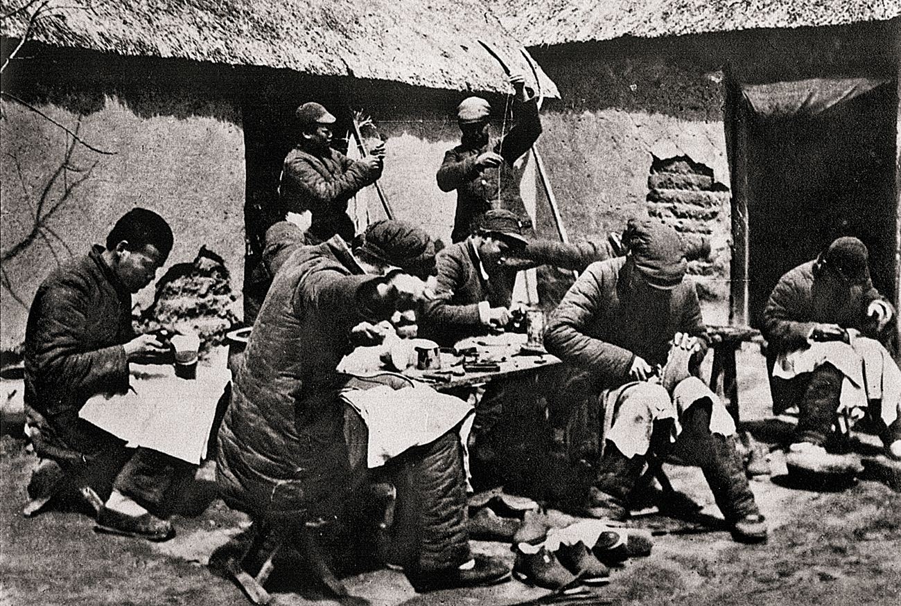 八路军和美国记者,八路军面对美国记者