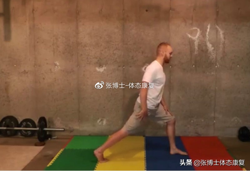 「体态矫正」怎样矫正鸭子步