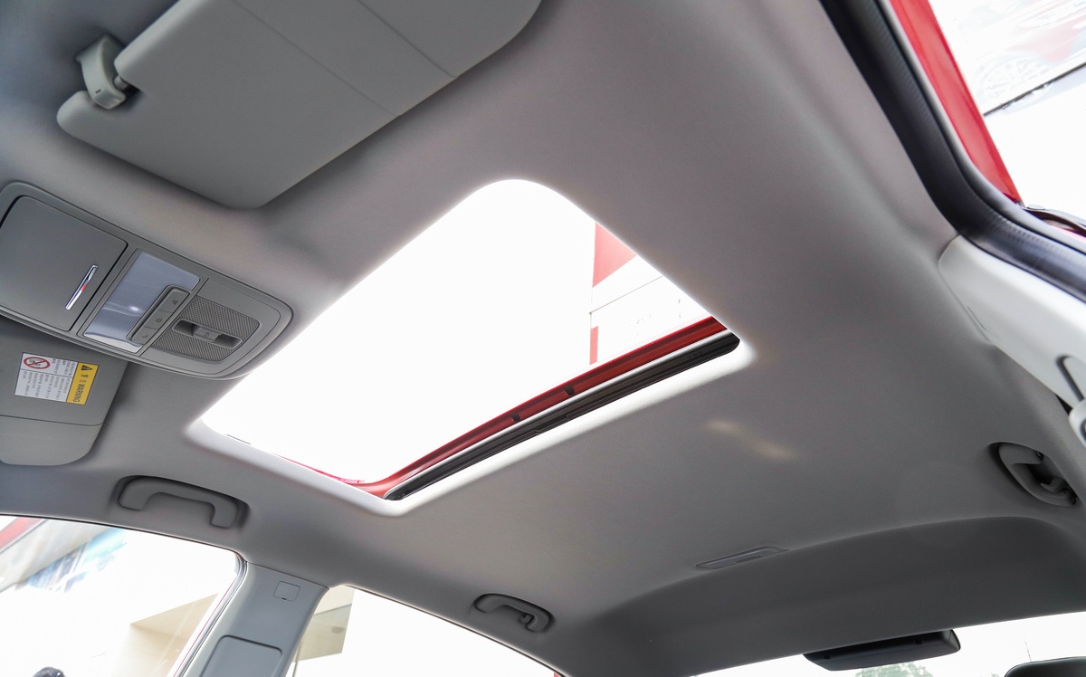 荣威i6同级对比,荣威i6深度体验