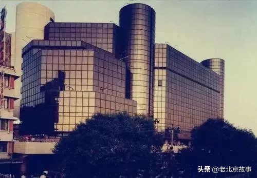 华威大厦和西单明珠,西单明珠商场风云再起