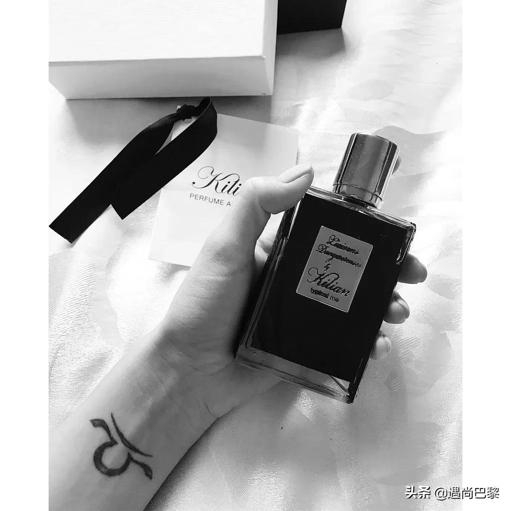 秋季换香？从姐姐们用的香水里找灵感吧