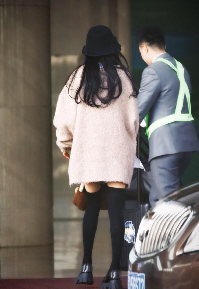 带货女王杨幂视频完整,大幂幂马丁靴怎么样