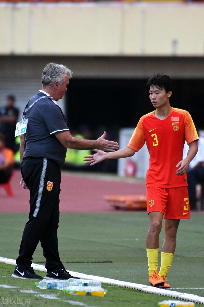 陈戌源为什么在上港46年没被骂过，到足协一年多骂声不断？