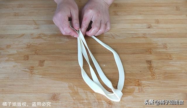 大厨教你一招做面条,我家面条