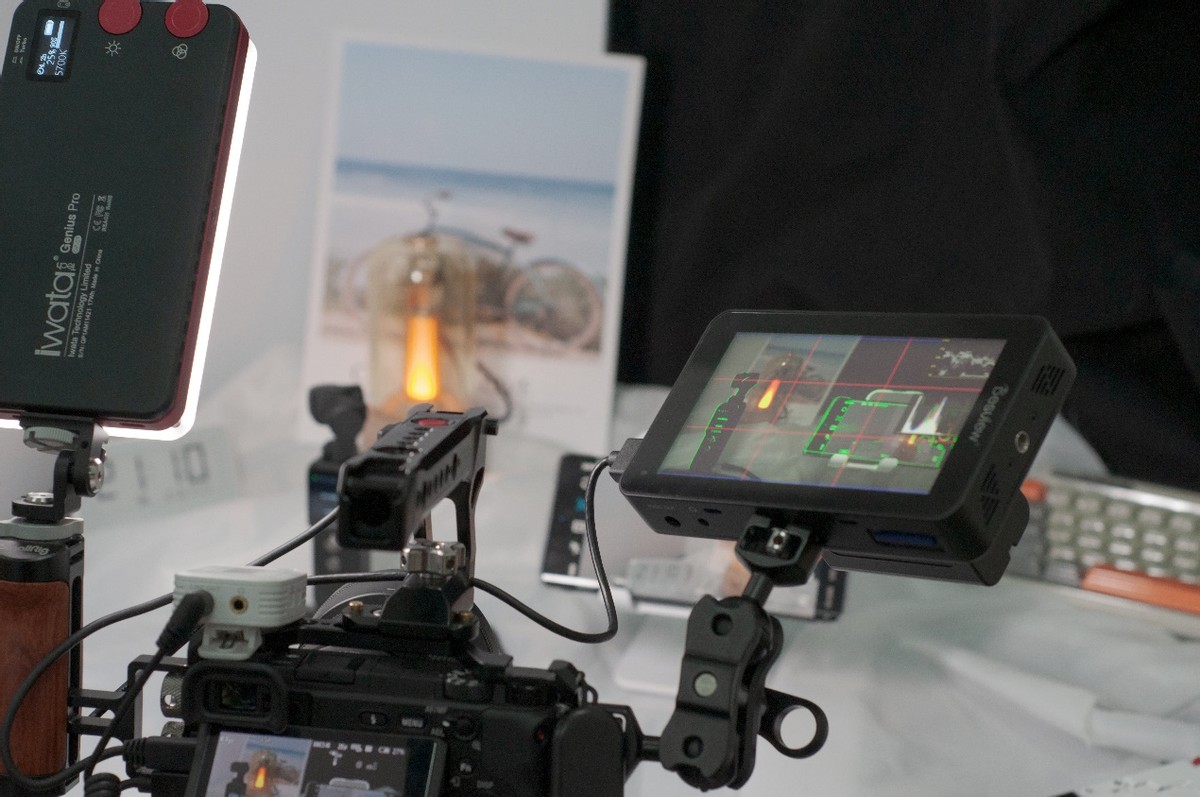 聊聊近两个月里我给新买的索尼6400搭配的那些配件