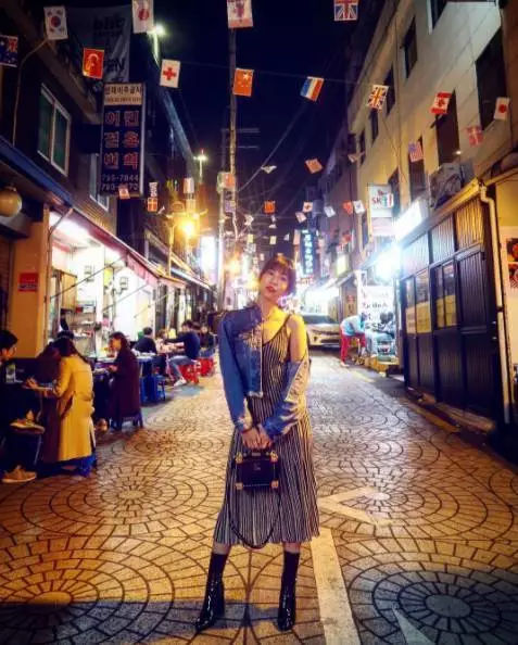 mcm背包哪款实用,mcm背包红色布艺