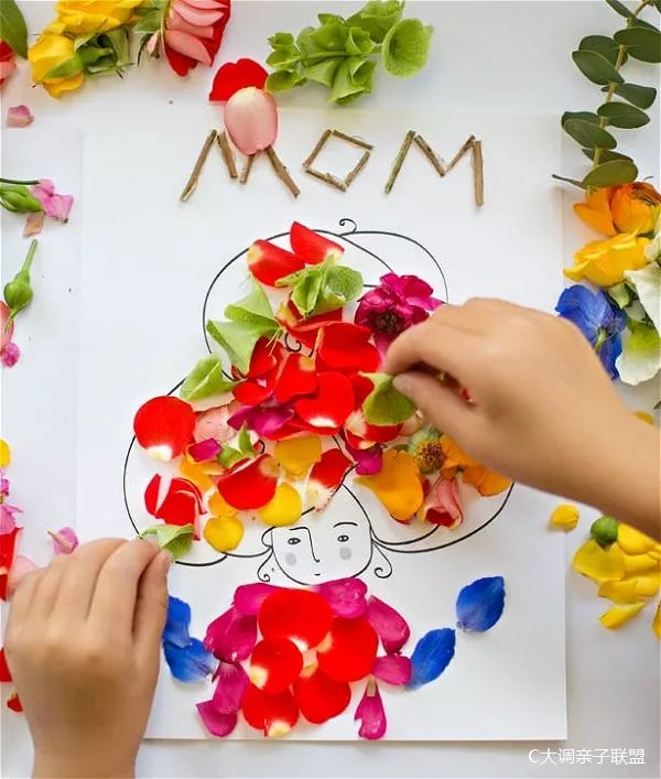 母亲节送又简单又好看的礼物,母亲节除了送花还能送什么礼物