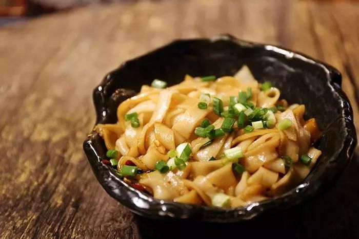 五一必打卡人气美食街推荐,7条吃货必打卡的美食街