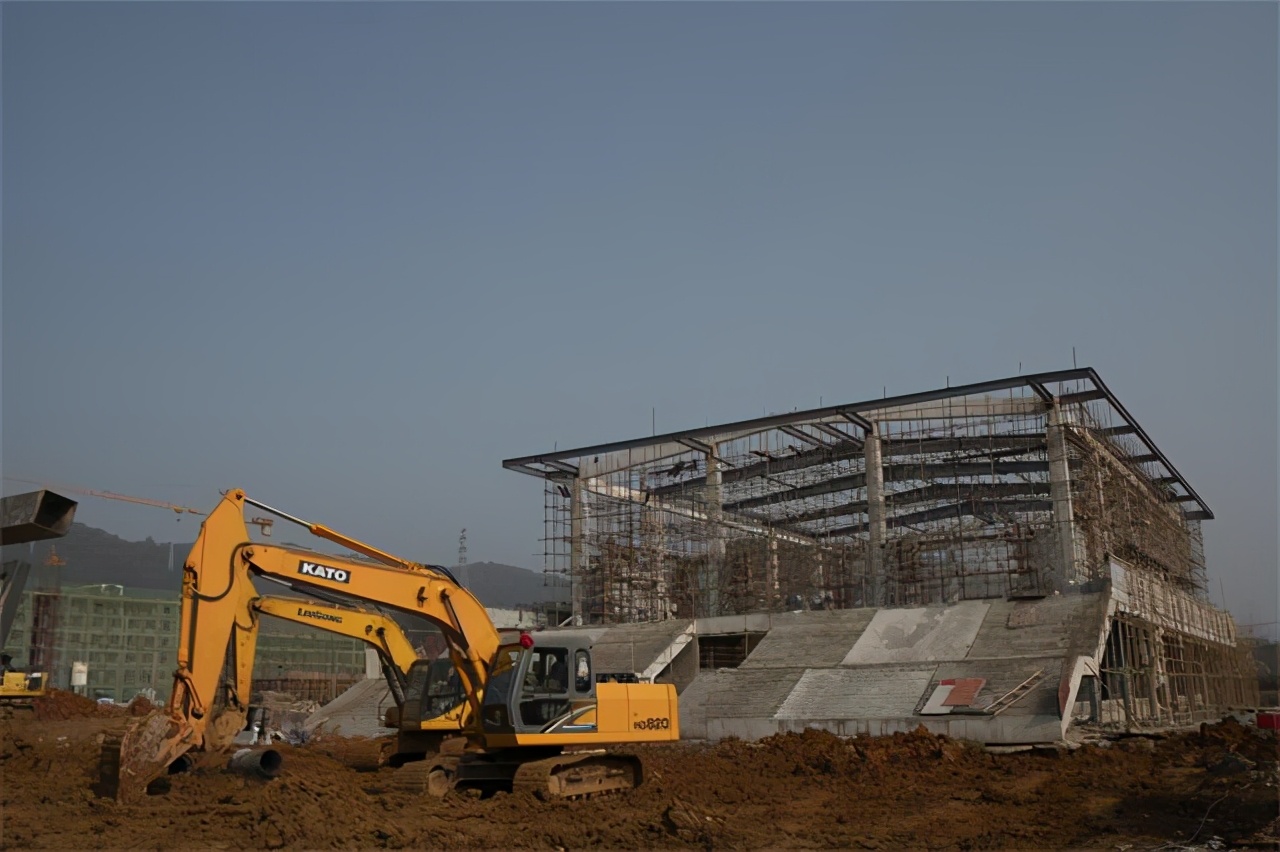 华中师范大学附属赤壁学校选聘教师明年9月开学