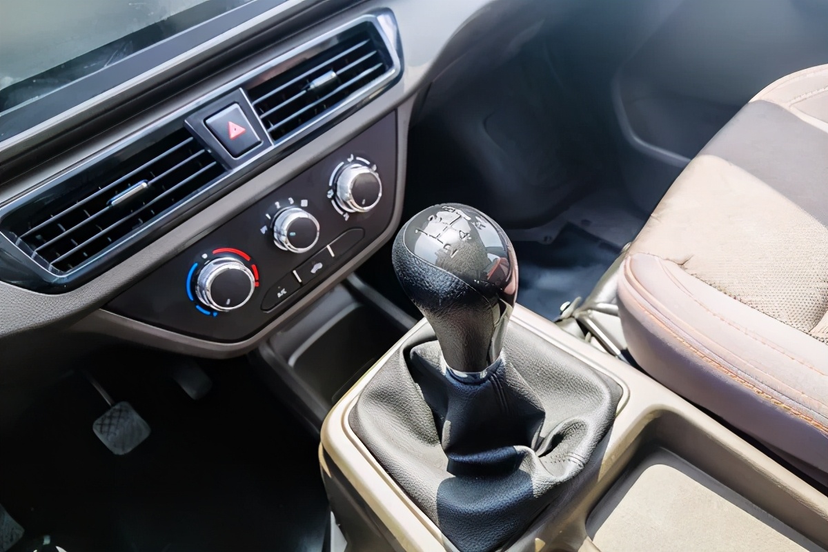 实拍东风小康C71/C72，这款车究竟“超牛”在哪里｜卡车之友网