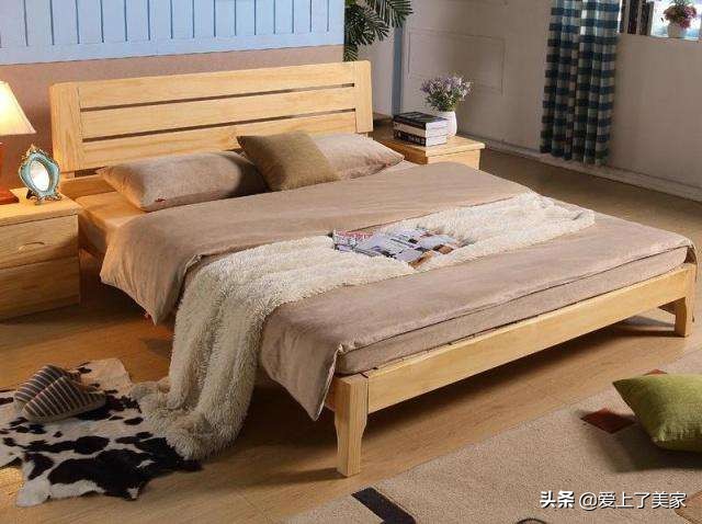 榉木床和钢木哪个好,松木和榉木床板的区别